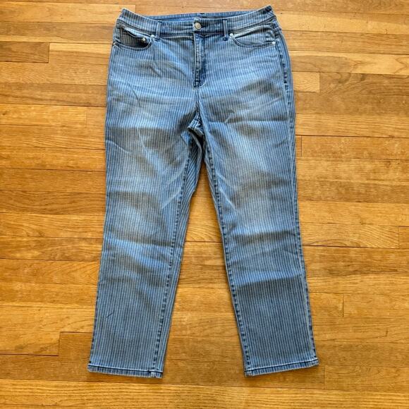 Chico's So Slimming Girlfriend Crop medium wash striped jeans size 1 (8)
 b17 - Picture 1 of 7
